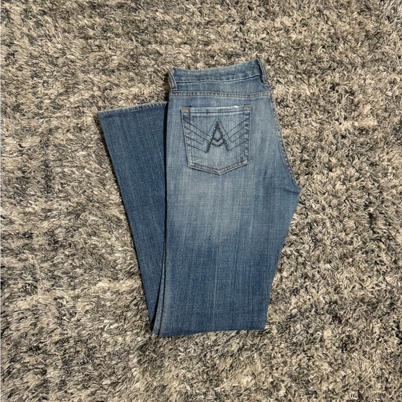 7 for all Mankind A Pocket Bootcut Jeans 7FAM A Pocket
Size 28 - Picture 4 of 9